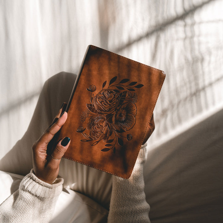 Aurora-ESV-Study-Bible-Minimal-Leather-Floral-Hosanna-Revival