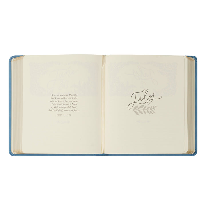 One Thing I Ask 5-Year Prayer Journal: Bethany Theme