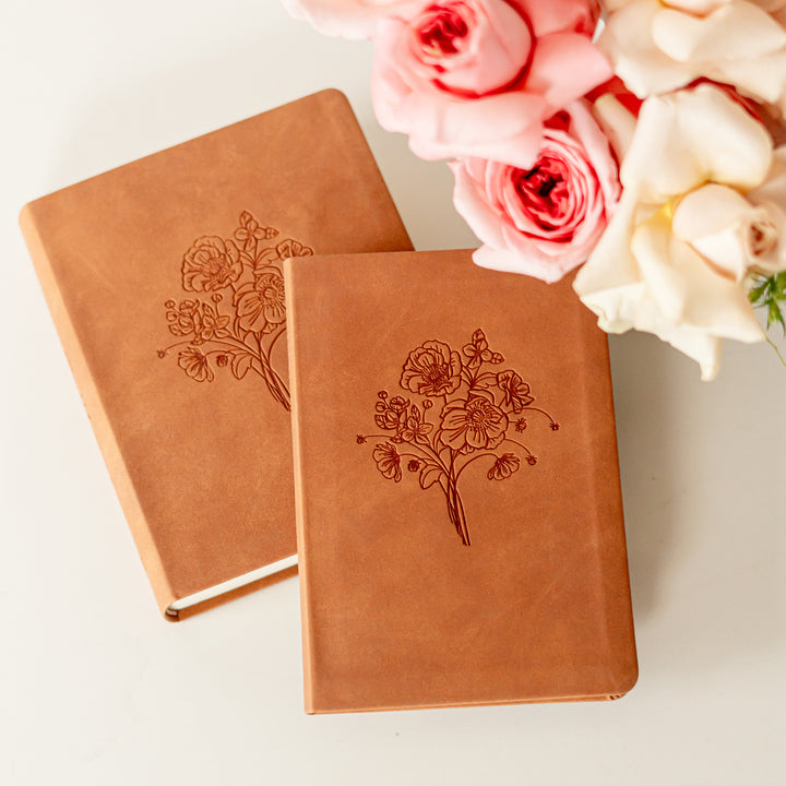 Amelia BUNDLE : CSB Notetaking Bible + Notebook